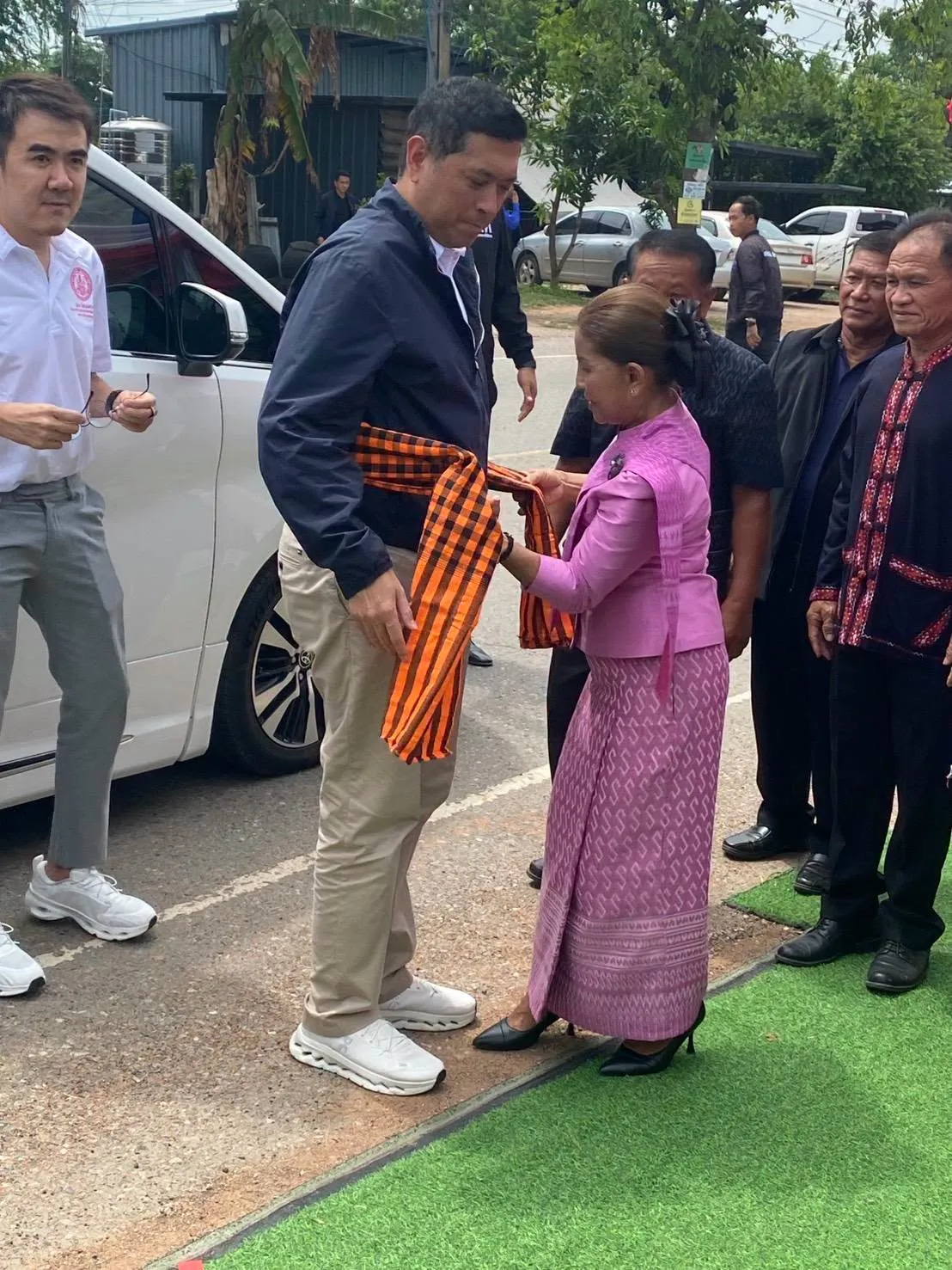 📌 ผอ. สธค. ร่วมลงพื้นที่จังหวัดมหาสารคาม ติดตามภารกิจ รมว.พม. มอบบ้านและเยี่ยมให้กำลังใจผู้สูงอายุ